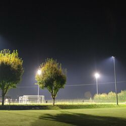 Flutlichtanlage nach der Modernisierung