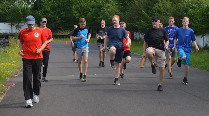 Sportabzeichen bei der Feuerwehr Dietershausen