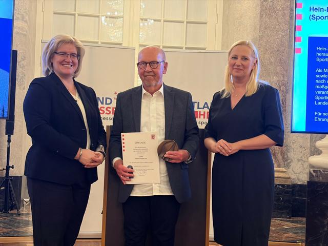 Hein-Peter Möller mit der Sportplakette des Landes Hessen ausgezeichnet